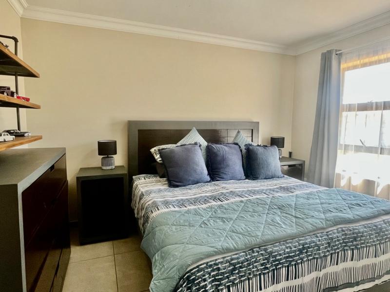 3 Bedroom Property for Sale in Fraaiuitsig Western Cape